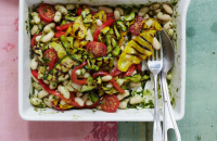 Bean salad with courgettes